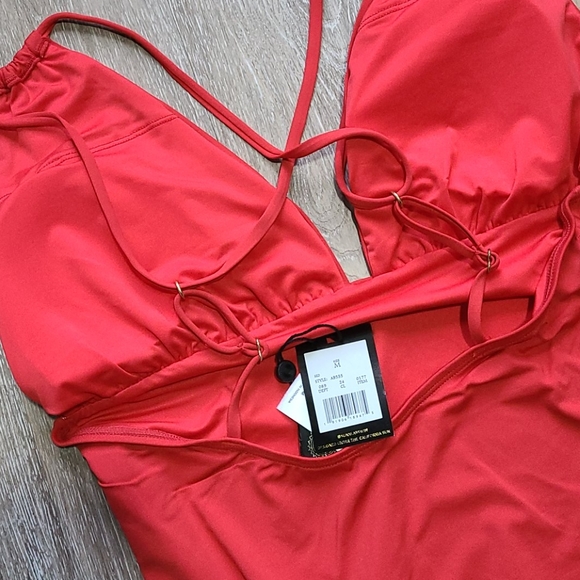 Sun Lab Swim Plunge Front Strappy 1 Peice NWT - Picture 6 of 10